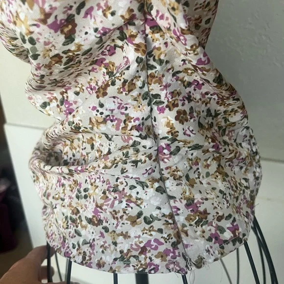 ASTR The Label Taupe Pink Floral Smocked Long Sleeve Cropped Blouse size M - Picture 4 of 6